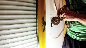 Du kannst einen rolladengurt ohne probleme mit dieser anleitung selber wechseln und sparst dir die teuren handwerkerkosten. Rollladen Reparieren Rollladengurt Wechseln Bauen De