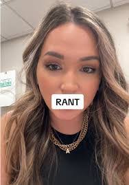 Mona Morton's Instagram, Twitter & Facebook