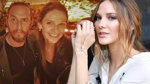 Indir, sezen aksu'nun biricik oğlu indir, mithatcan özer indir, ile güzel sevgilisi indir, alina. Alina Boz Ve Mithat Can Ozer Annelerini Tanistirdi Magazin Haberleri Fiskos Haberleri