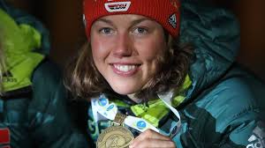 Bekannte werbeträger von erdinger weißbräu sind franz beckenbauer (seit 2003), magdalena neuner und jürgen klopp. Wie Magdalena Neuner Laura Dahlmeier Beendet Biathlon Karriere Mit Nur 25 Jahren Sportbuzzer De