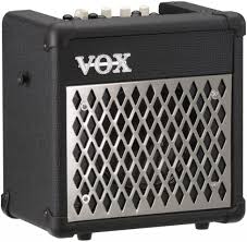 Vous êtes un guitariste débutant ou chevronné et vous souhaitez acheter un nouvel ampli ? Meilleur Mini Ampli Guitare Comparatif Avis 2021