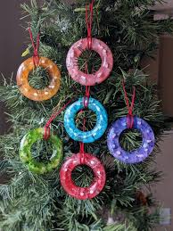 Mini Wreath Christmas Ornaments Handmade Alcohol Ink Resin Christmas Ornaments Ho Mini Wreaths Christmas Handmade Christmas Ornaments Diy Christmas Ornaments
