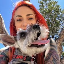 Today was amazing!☀️ Girls day with @nairakandaurova and Luna #nature @ The  North Loop at Mount Charleston