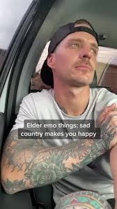 Zach Doran's Instagram, Twitter & Facebook