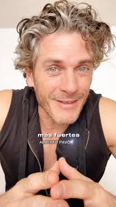 Espero te sirva…De todas las lecciones que la vida me está enseñando, la  principal es esta: Hay decisiones que tenemos que tomar, hay cambios que  tienen que ocurrir, hay miedos que tenemos que ...