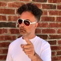 3700+ "Gosse" profiles