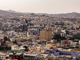 على بعد 35 كيلومترا شمال مدينة الجبيل الصناعية (شرق السعودية) تقع جزيرة «جنة»، التي تشرف على مد واسع من زرقة البحر الغني بالشعب المرجانية، في مكان جمع جمال الطبيعة بعبق التاريخ، بالنظر لوجود مواقع أثرية في الجزيرة تعود. Ø£Ø¨Ù‡Ø§ Ù…Ù…Ù„ÙƒØ© Ø§Ù„Ø¬Ø¨Ø§Ù„ ÙˆÙ…ÙˆØ·Ù† Ø§Ù„Ø®ÙŠØ§Ù„ Ø§Ù„Ø¹Ø§Ù„Ù… Ø§Ù„Ø¹Ø±Ø¨ÙŠ Ø§Ù„Ø¬Ø²ÙŠØ±Ø© Ù†Øª