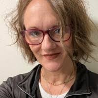 Amy Bolton's Instagram, Twitter & Facebook