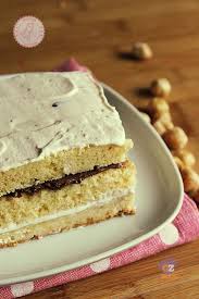 Il pan di spagna è un dolce che fin dal momento della sua creazione è entrato di diritto nell'uso comune della volete sapere come si fa il pan di spagna classico? Pan Di Spagna Farcito Panna E Nutella Ricetta Torta Facile Idee Alimentari Pan Di Spagna Ricette