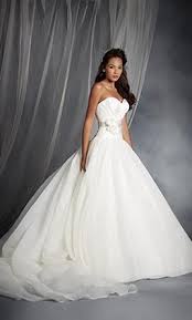 Alfred Angelo Disney S Snow White 250 Wedding Dress New Size 8 600 Disney Wedding Dresses Alfred Angelo Wedding Dress Angelo Wedding Dress