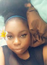 Kiara Cook😉 (@ImThEEOnE)