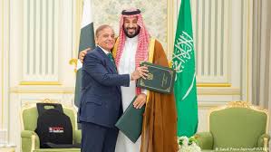 السعودية تعلن وصول قوة باكستانية ضمن اتفاقية دفاع مشترك