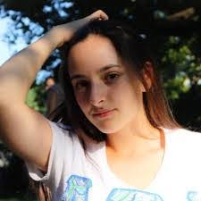 Sarah Panza's Instagram, Twitter & Facebook