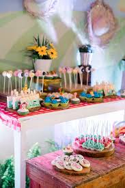 Move over, mason jars and hay bales — these ideas prove that there's more than one way to pull. Kara S Party Ideas Farm Animal Birthday Party Kara S Party Ideas