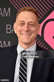 Honorees Jack Nusbaum and Nora Ann Wallace speak onstage during the... News  Photo