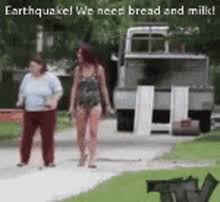 Shakeout gif showing what to do in an earthquake if you are near a sturdy desk or table. Earthquake Gifs Tenor