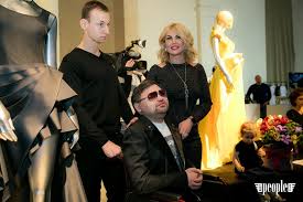 Об этом сообщила его подруга, ведущая светлана вольнова на своей странице в facebook 20 января. Zqysof01tefo7m