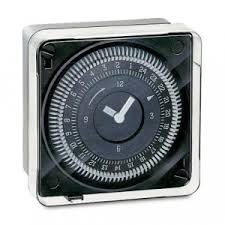 Horloge Journaliere A Encastrer Arm Piscines Hydrosud
