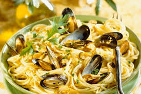 Recette De Spaghettis Aux Moules Recette Spaghetti Recette Recette Plat