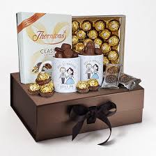 In this article 23 best wedding anniversary gift ideas in 2021 best wedding anniversary gifts specially for her Top 10 Anniversary Gifts Online Anniversary Presents Ireland