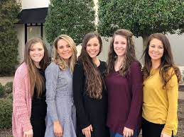 Jill duggar opened up about her family's troubled times in a new blog post on monday (august 31). Take A Look Inside The Quaint Homes Of The Duggar Family Cafemom Com