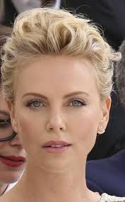 On the page you see beautiful pictures on the theme: Charlize Theron Short Hair Young Novocom Top