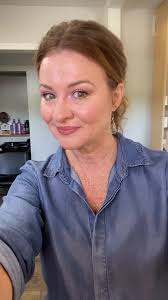 Fresh Summer Makeup Tutorial with Merle Norman Cosmetics