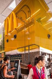 Pin By Linjiali On Temporary Mcdonalds Showcase Design Design