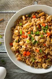 Gebratener Reis Mit Putenbrust Ei Und Gemuse Rezept Gebratener Reis Rezept Gebratener Reis Putenfleisch Rezepte Mit Reis