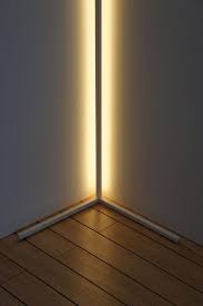 The Corner Bright Light Freestanding Floor Lamp Designed To Fill A Corner With Huis Verlichting Lampen Woonkamer Designverlichting