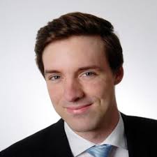 Mitarbeitende von DIAMOS AG