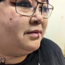 Plsssss more fun lip piercings ✨😊 Fresh set of Dahlias for this legend! DM  me with your ideas 💕 @trueaddictiontattoo