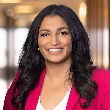 Purvi Patel's Instagram, Twitter & Facebook