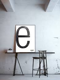 E Egal Typografie Buchstabe E Poster In Din A4 Ohne Rahmen Digitaldruck Du Hast Die Wahl Wofur Das E Stehen Sol Typografie Monogramm Buchstaben