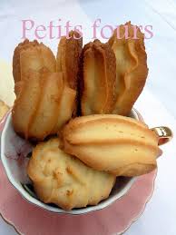 Biscuits Sables Recette Gateau Sec Recette Petit Four Recettes De Cuisine