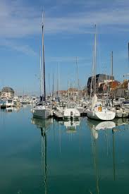 Courseulles Sur Mer Port De Plaisance In 2020 New York Skyline D Day Skyline