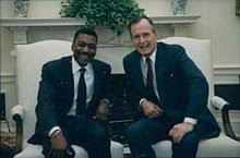 (born june 12, 1927) is an american businessman and entrepreneur. Robert L Johnson Wikipedia