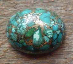 Manfaat Dan Cara Merawat Batu Pirus Urat Emas