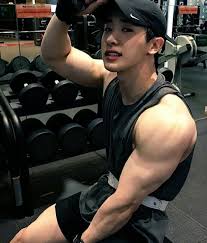 Pin On Kpop Male Idols I Find Attractive