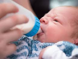 Dec 19, 2019 · as a general rule, the bottle will last for 2 hours at room temperature, untouched and unheated. Baby Formula How To Make And Store It Raising Children Network