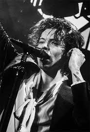 Aesthetic Harry Styles Black And White 2020 Pin By Kiarah On Black And White Aesthetic In 2020 Harry Styles Haircut Harry Styles Pictures Harry Styles Photos