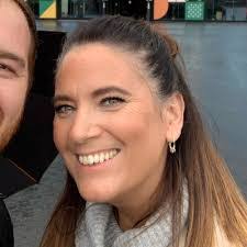 Letitia Kelly's Instagram, Twitter & Facebook