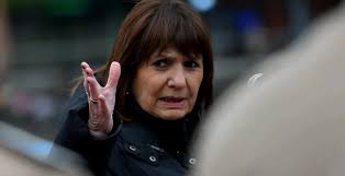 Bullrich intentó aclarar los dichos de Milei sobre Malvinas