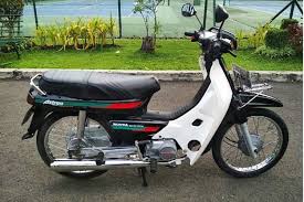Pada situs resmi honda yunani, tercantum banderol dari astrea grand tersebut. Simak Biaya Restorasi Motor Nostalgia Seperti Astrea Grand