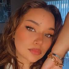 How Lizzie Earl gets Copyright Free Music