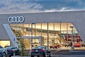 Record U S Auto Sales Are Predicted Due To Thanksgiving Holidays Car Showroom Design Car Showroom Architecture Car Dealership