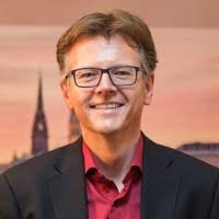 10+ "Gordon Neumann" profiles