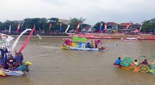 Meskipun berkonsep pedesaan, lokasinya tidak jauh dari. Super Seru Festival Cisadane 2019 Penuh Atraksi Hiburan Menarik Hotel Travel