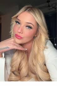 Kalie Rose's Instagram, Twitter & Facebook