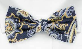 Bow Tie Navy Base Paisley In Light Blue And Gold